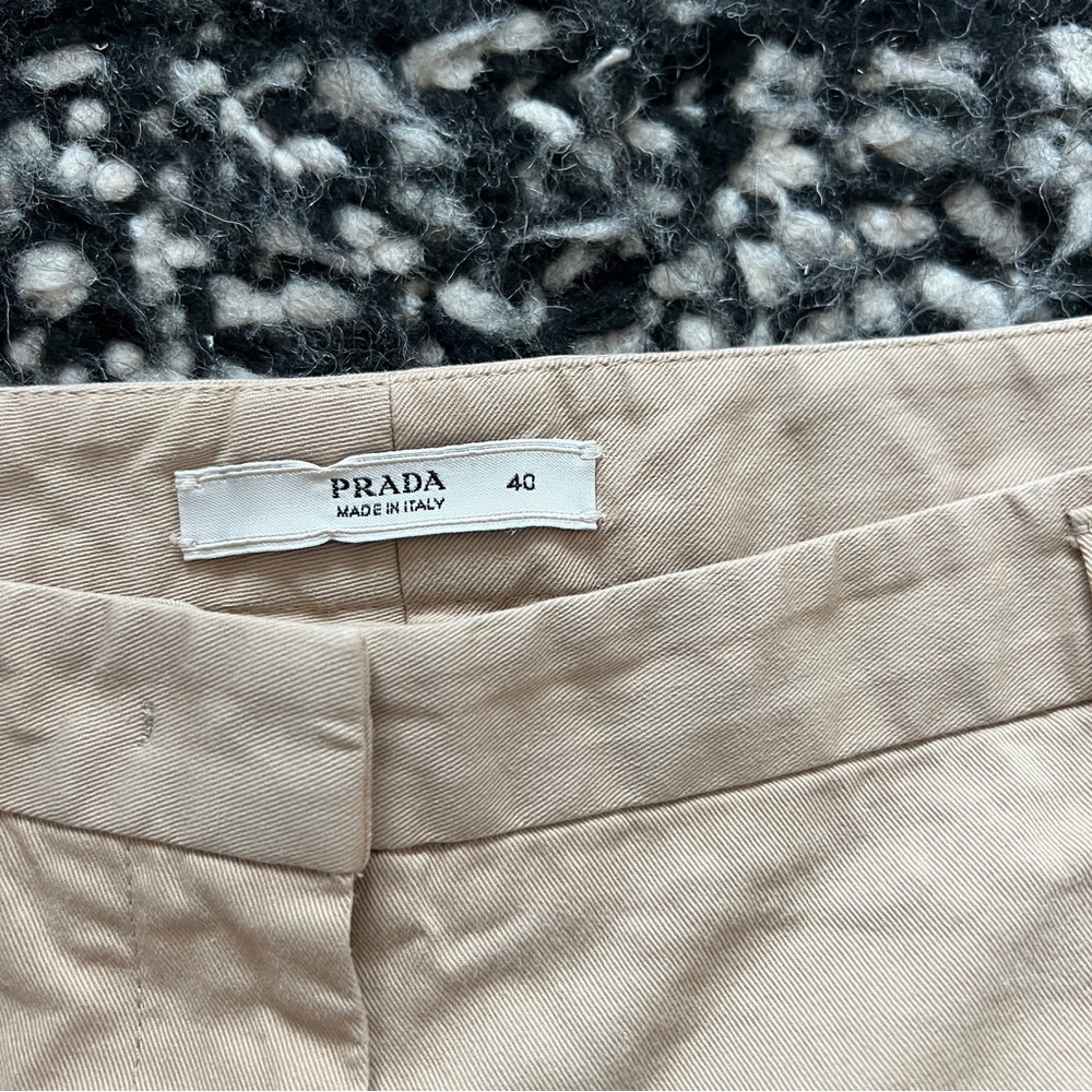 PRADA Khaki Capri Pants